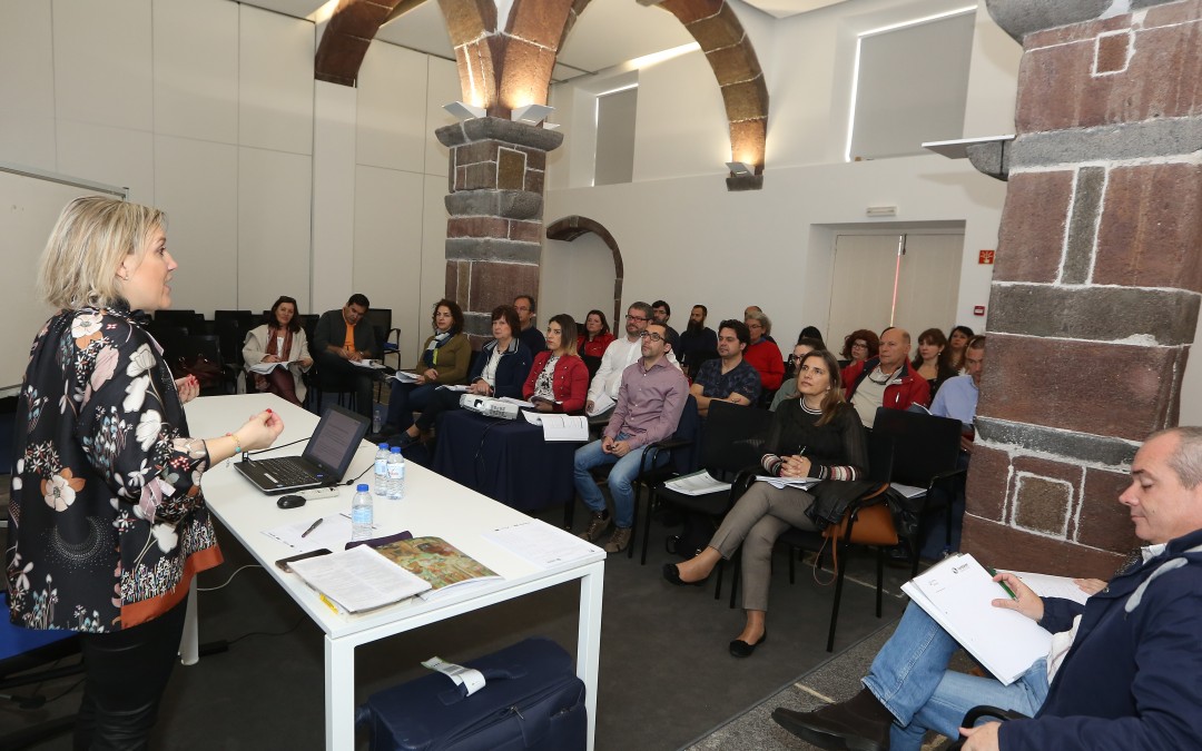 Formação: Licenciamento Zero e o regime jurídico de acesso e exercício de atividades de comércio, serviços e restauração