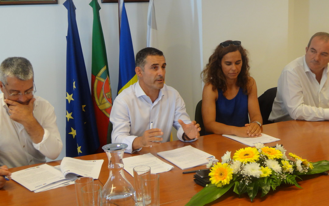 AMRAM e Associação de Surf da RAM assinam Protocolo