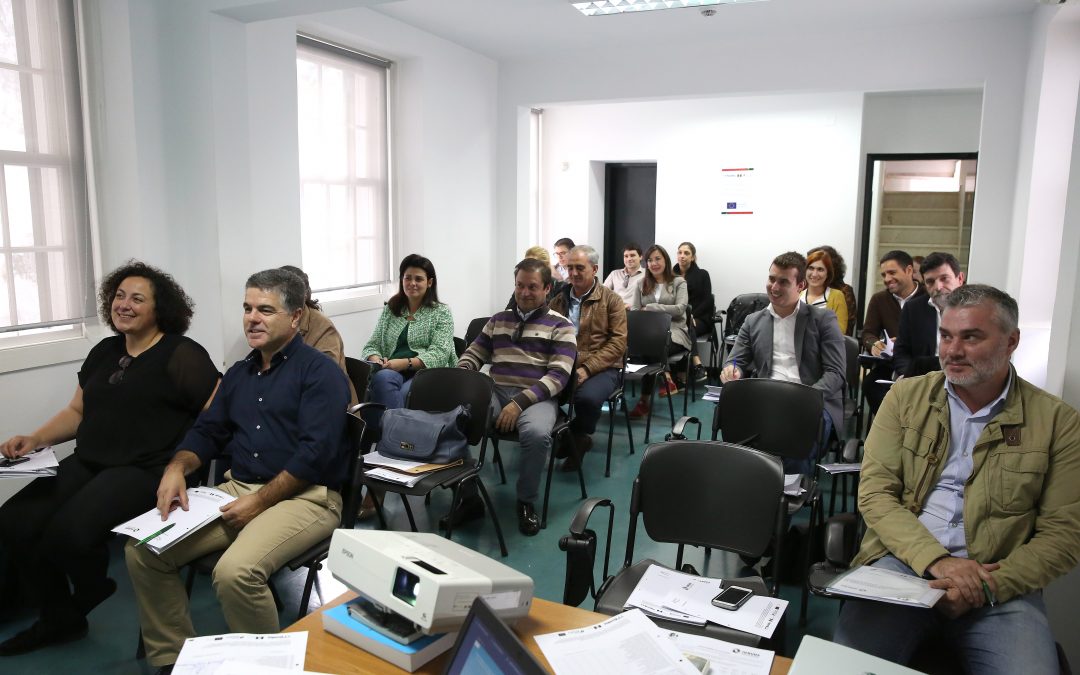 “Descentralização de competências para as Autarquias Locais e para as Entidades Intermunicipais”, foi o tema da ação de formação que decorreu ontem na AMRAM