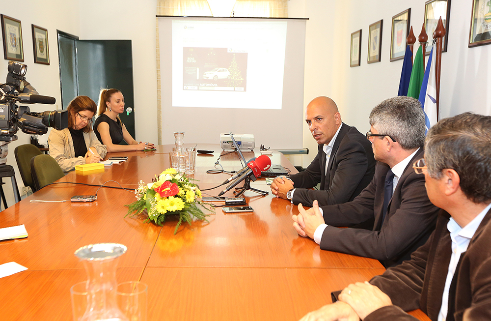 Presidente da AMRAM apresenta novo website em conferência de imprensa