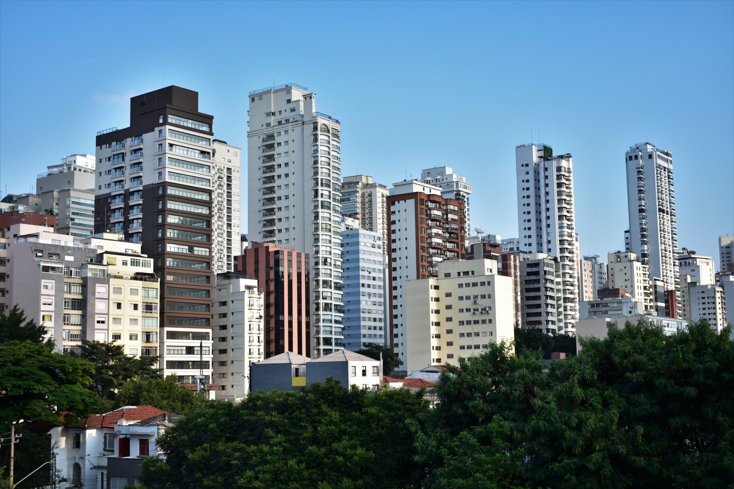 A REPOSIÇÃO DA LEGALIDADE URBANÍSTICA DE ACORDO COM A NOVA REDAÇÃO DO RJUE